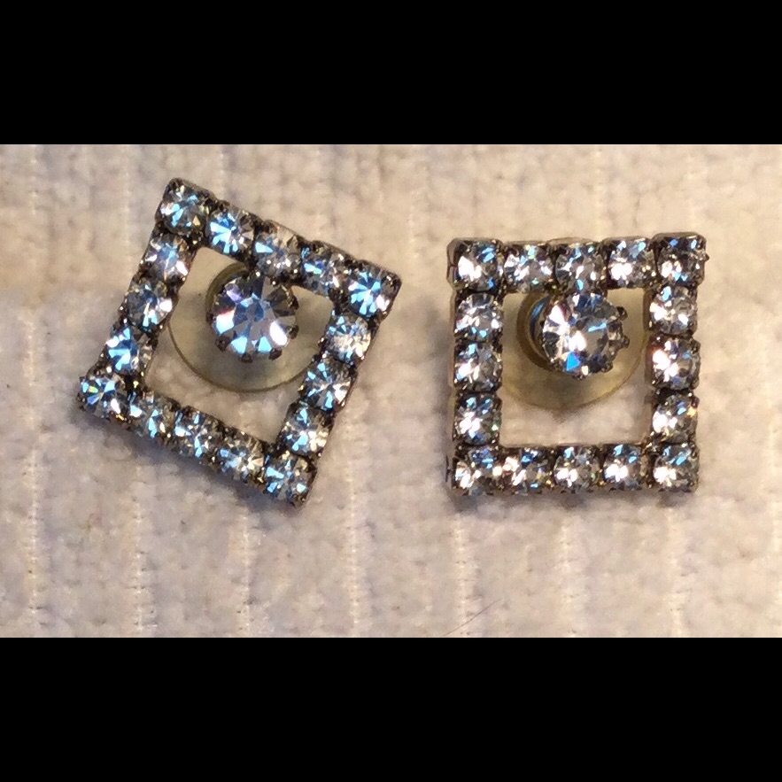 Small Square Clear Rhinestone Pierced Earrings